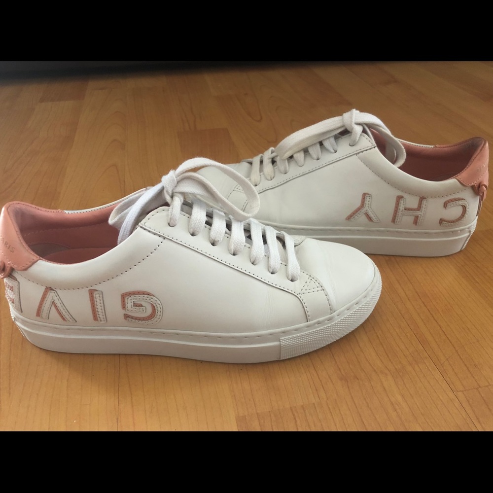 Givenchy Urban Street Pink Logo Reverse Sneakers